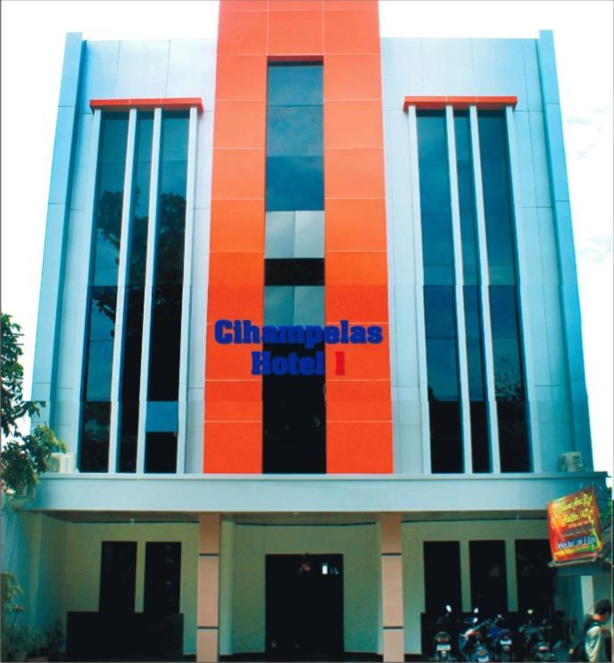 Hotel Cihampelas 1 Bandung Esterno foto