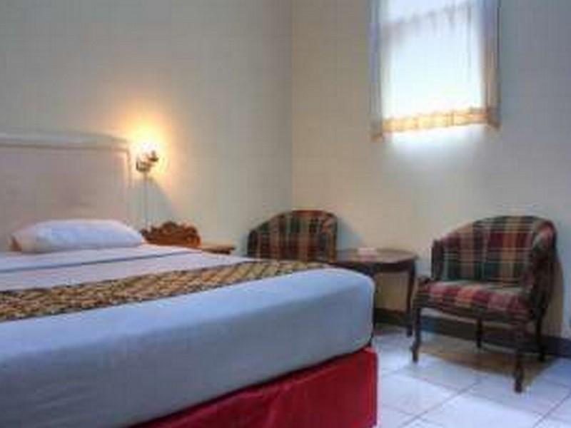 Hotel Cihampelas 1 Bandung Esterno foto