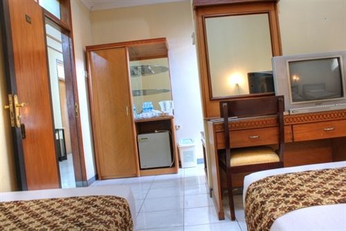 Hotel Cihampelas 1 Bandung Esterno foto